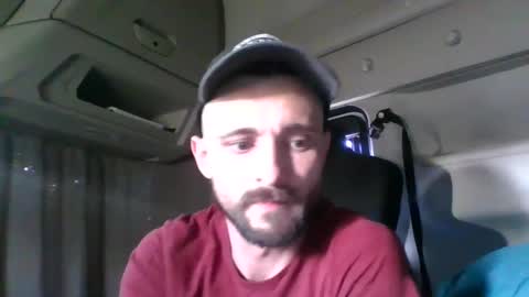 Snapshot of spyco82 chatting on 03/05/25, 04:35 spyco82 online show from 03/05/25, 04:35