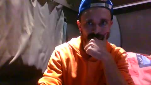 Snapshot of spyco82 chatting on 10/21/25, 05:46 spyco82 online show from 10/21/25, 05:46