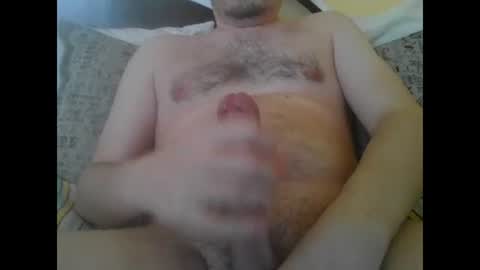 Snapshot of spypsat0 chatting on 10/04/25, 10:35 spypsat0 online show from 10/04/25, 10:35