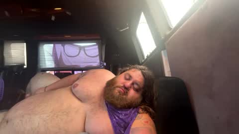 Your Pal Squeaks online show from 02/04/25, 01:48