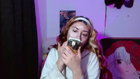 Snapshot of squirt_charlotte chatting on 06/10/26, 03:29 HELLO WELCOME MY NAME IS CHARLOTTE OY A NEW GIRL online show from 06/10/26, 03:29