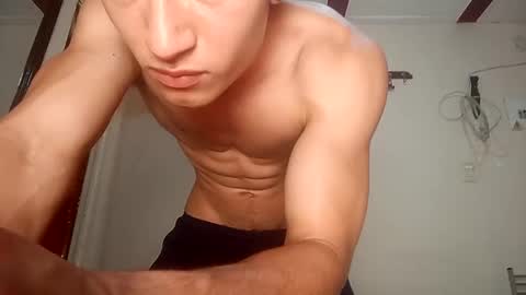 Snapshot of sradicto chatting on 10/04/25, 02:59 Flacofitxx online show from 10/04/25, 02:59