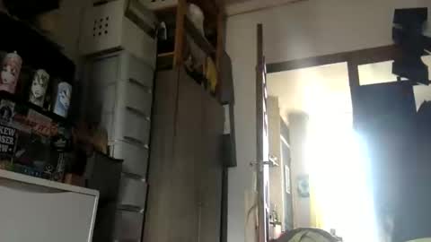 srekos38 online show from 01/30/25, 10:19