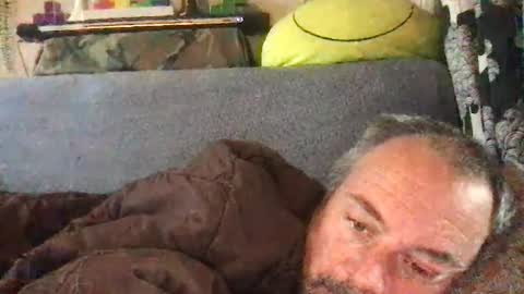 srekos38 online show from 12/15/25, 09:24