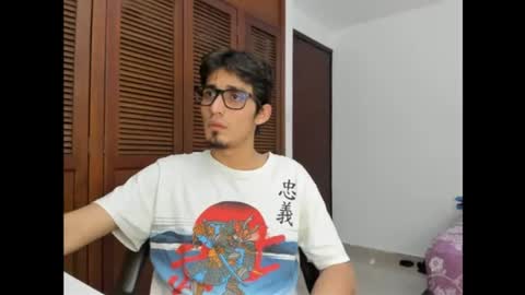 Snapshot of srincognito666 chatting on 06/16/26, 11:13 srincognito666 online show from 06/16/26, 11:13