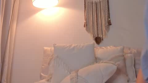 Sophie 3 online show from 12/17/24, 01:29