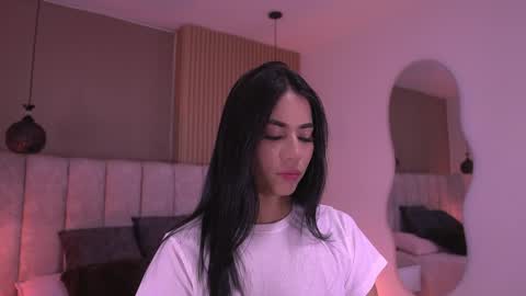 samantha online show from 05/04/26, 07:10