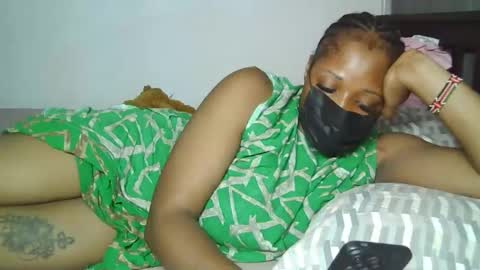 ssexxyred online show from 04/04/26, 08:50