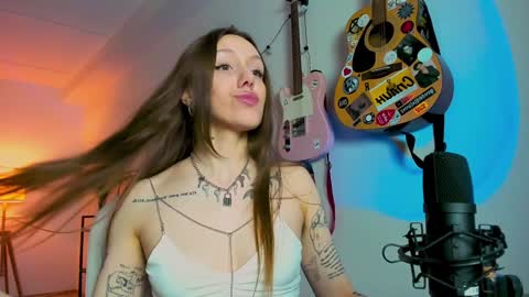 Anni if Im offline for a long time Im depressed feel free to support me offline online show from 02/02/25, 01:30