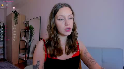 Snapshot of sshawty chatting on 06/04/26, 01:39 Anni if Im offline for a long time Im depressed feel free to support me offline online show from 06/04/26, 01:39
