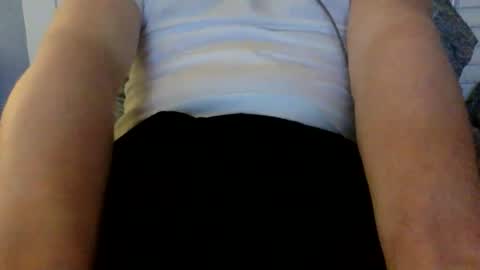 Snapshot of ssssss488720 chatting on 11/12/25, 01:28 HIM online show from 11/12/25, 01:28