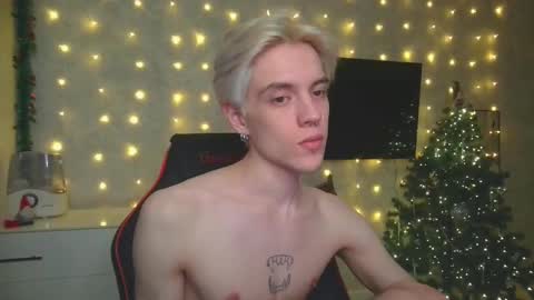 Snapshot of st_koshin chatting on 01/06/25, 02:04 Nick Gasai online show from 01/06/25, 02:04