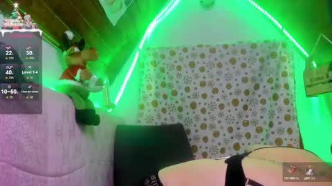 Snapshot of staacy37 chatting on 01/05/25, 12:21 staacy online show from 01/05/25, 12:21