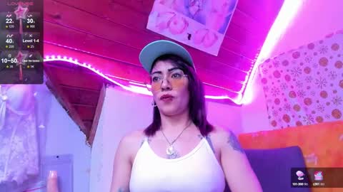 Snapshot of staacy37 chatting on 02/07/25, 08:11 staacy online show from 02/07/25, 08:11