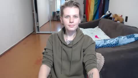 Snapshot of stacey_hot_01 chatting on 12/03/24, 06:59 Stacey online show from 12/03/24, 06:59