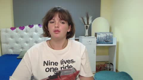 Stacey online show from 09/24/25, 08:39