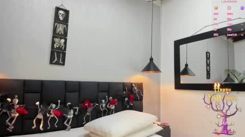 stacy online show from 10/28/25, 04:38