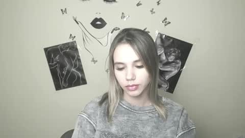 Stacy online show from 01/06/25, 04:44