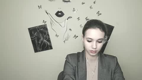 Stacy online show from 01/12/25, 01:16