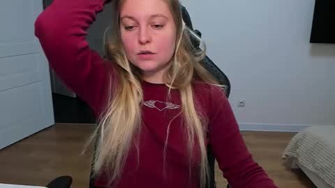 Stacy  online show from 11/13/25, 11:42