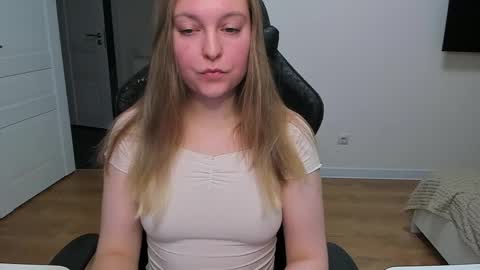 Stacy  online show from 04/19/26, 06:10