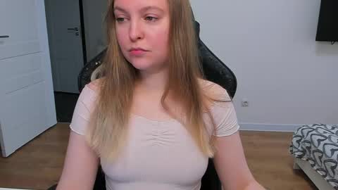 Snapshot of stacy_miraclee chatting on 05/15/26, 12:01 Stacy online show from 05/15/26, 12:01