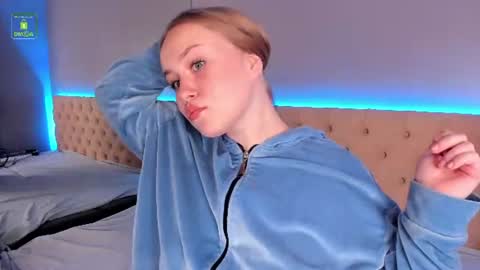 Snapshot of stacy_moorexx chatting on 06/29/26, 08:31 STACY online show from 06/29/26, 08:31