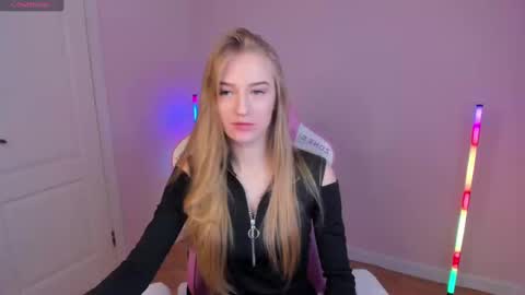 Stacy Mon Tue Wed Thu Fri Sun GMT GMT 3 1000am - 0400pm  online show from 02/10/25, 08:09