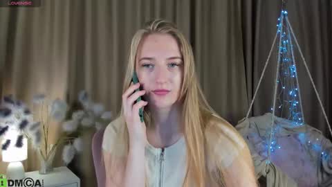 Stacy Mon Tue Wed Thu Fri Sun GMT GMT 3 1000am - 0400pm  online show from 11/09/25, 09:18