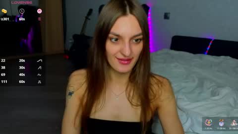 Snapshot of stacy_sexylips chatting on 06/27/26, 10:04 Sexy lips online show from 06/27/26, 10:04