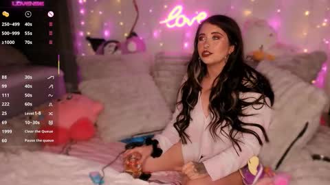 StacyCakes online show from 10/11/25, 04:22