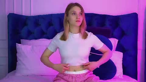 StacyEvances online show from 06/29/26, 06:41