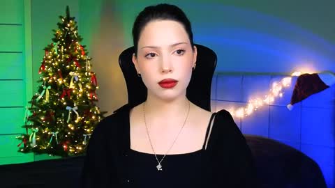 Snapshot of stacygonzales_ chatting on 01/23/25, 10:22 Bye bye dear See you on December 3st  online show from 01/23/25, 10:22