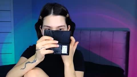 Snapshot of stacygonzales_ chatting on 12/17/25, 07:25 Bye bye dear See you on December 3st online show from 12/17/25, 07:25