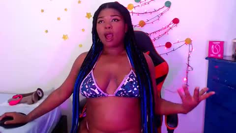 Snapshot of stacyhunterxxx chatting on 12/15/25, 04:28 STACY online show from 12/15/25, 04:28