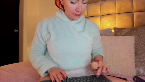 Stacy Rigel online show from 02/13/25, 04:22