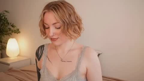 Kristina online show from 04/14/26, 01:39