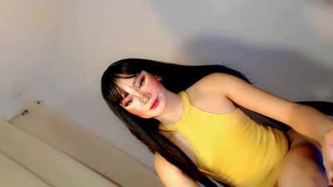 Snapshot of star_light48 chatting on 01/19/26, 02:04 star_light48 online show from 01/19/26, 02:04