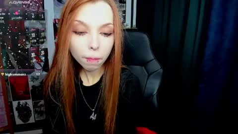 Snapshot of star_tarra chatting on 05/20/26, 02:07 Tarra online show from 05/20/26, 02:07
