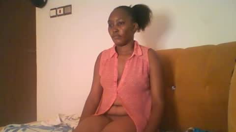Snapshot of stargirl880271 chatting on 01/18/25, 03:42 isha online show from 01/18/25, 03:42