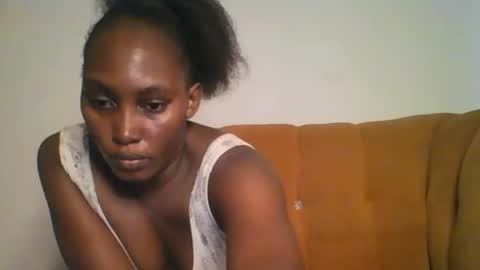Snapshot of stargirl880271 chatting on 02/23/25, 03:29 isha online show from 02/23/25, 03:29