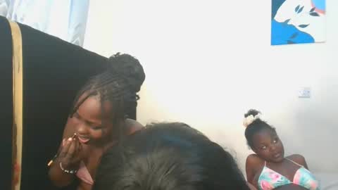 Snapshot of stargirl_lia chatting on 12/03/25, 07:38 lia online show from 12/03/25, 07:38