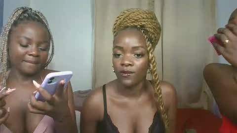 lia online show from 01/09/26, 06:42