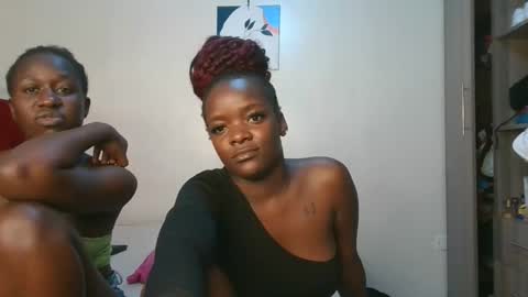 lia online show from 03/31/26, 10:54