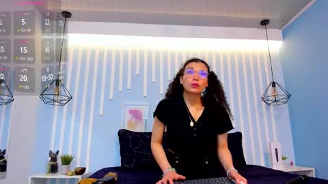 Snapshot of starkjoness chatting on 10/30/25, 12:17 Stark Jones online show from 10/30/25, 12:17