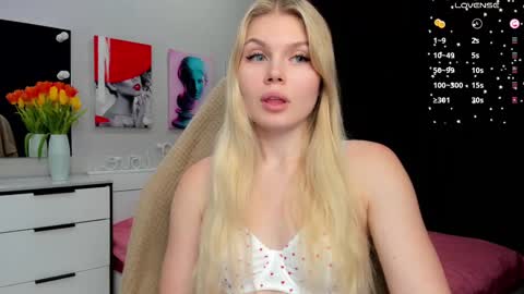 Caroline online show from 03/09/25, 04:00