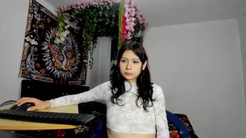 starmoonly online show from 02/22/25, 08:31