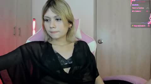 Snapshot of starmoonly chatting on 08/04/26, 11:51 starmoonly online show from 08/04/26, 11:51