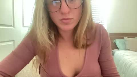 Stassiethatsororitygirl online show from 01/09/25, 10:31