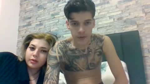 staywithuss online show from 04/21/26, 01:42